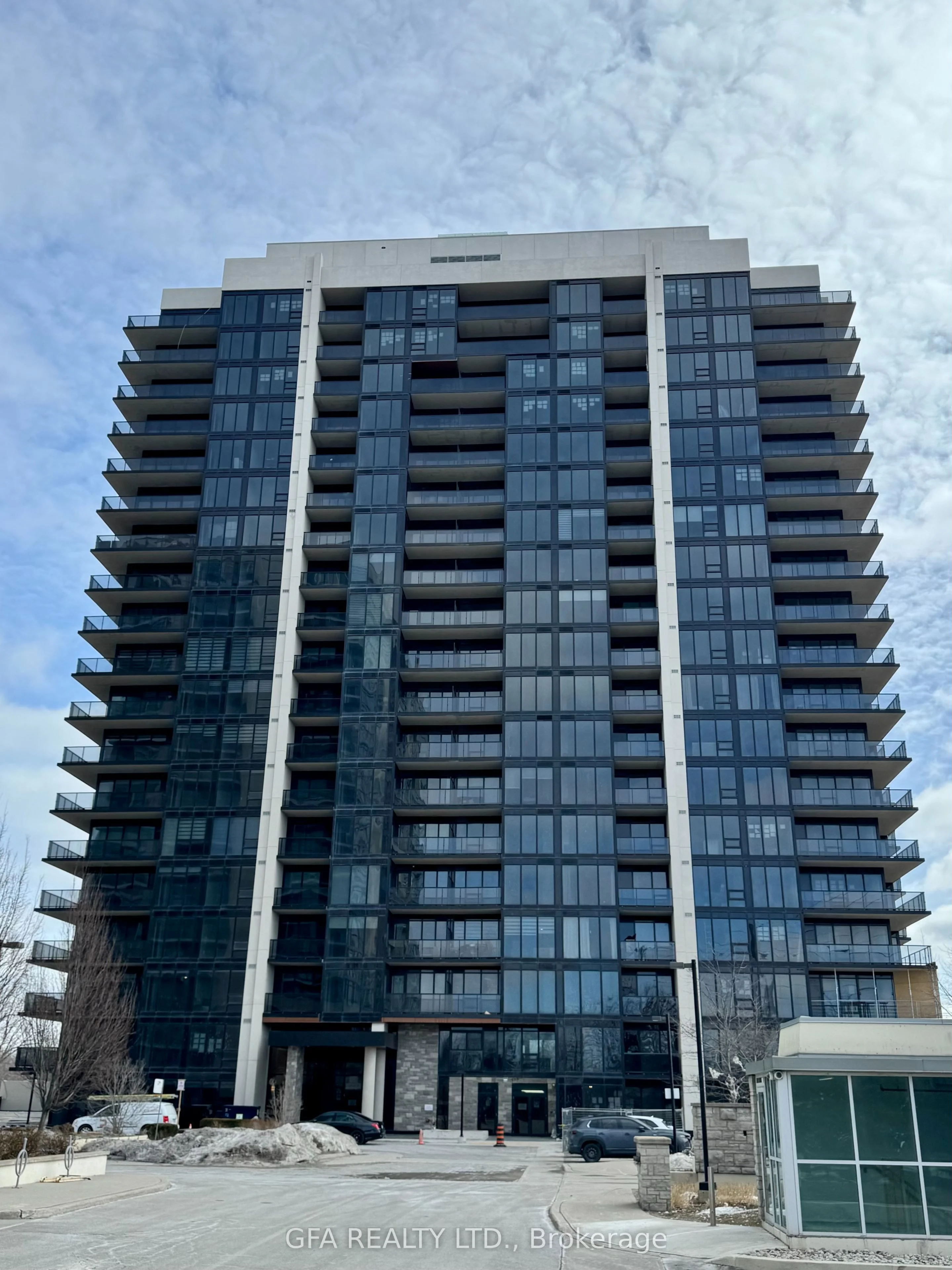 1035 Southdown Road 707, Mississauga, On L5j 0a2
