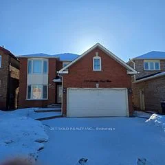 372 Fairview Road W, Mississauga, ON L5B 3W5
