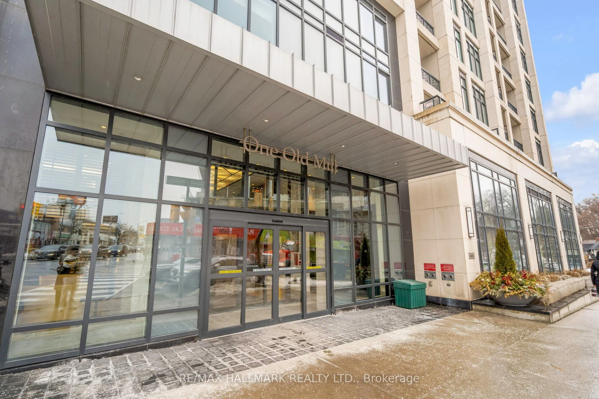 Condo Apartment in Toronto