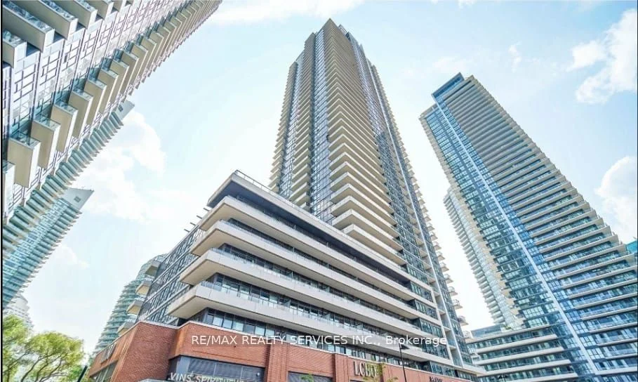 2220 Lakeshore Boulevard Lph08, Toronto W06, On M8v 0c1