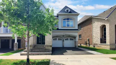 3196 Carding Mill Trail, Oakville, On L6m 4m1