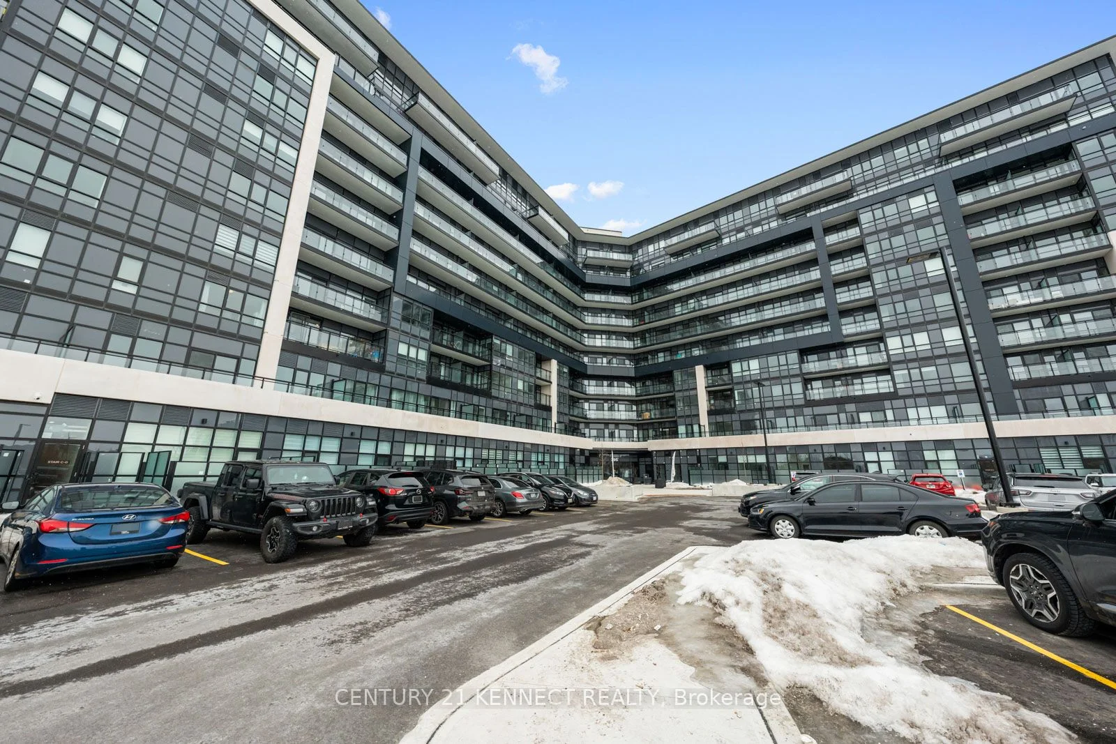 395 Dundas Street W 804, Oakville, On L6m 5k8