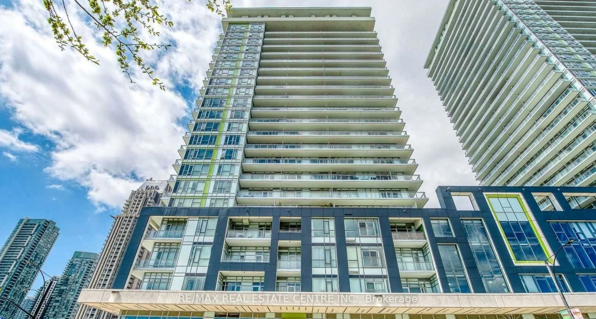 365 Prince Of Wales Drive 1006, Mississauga, On L5b 0g6