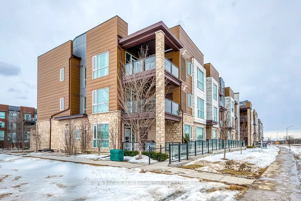 2393 Bronte Road 302, Oakville, ON L6M 1P5