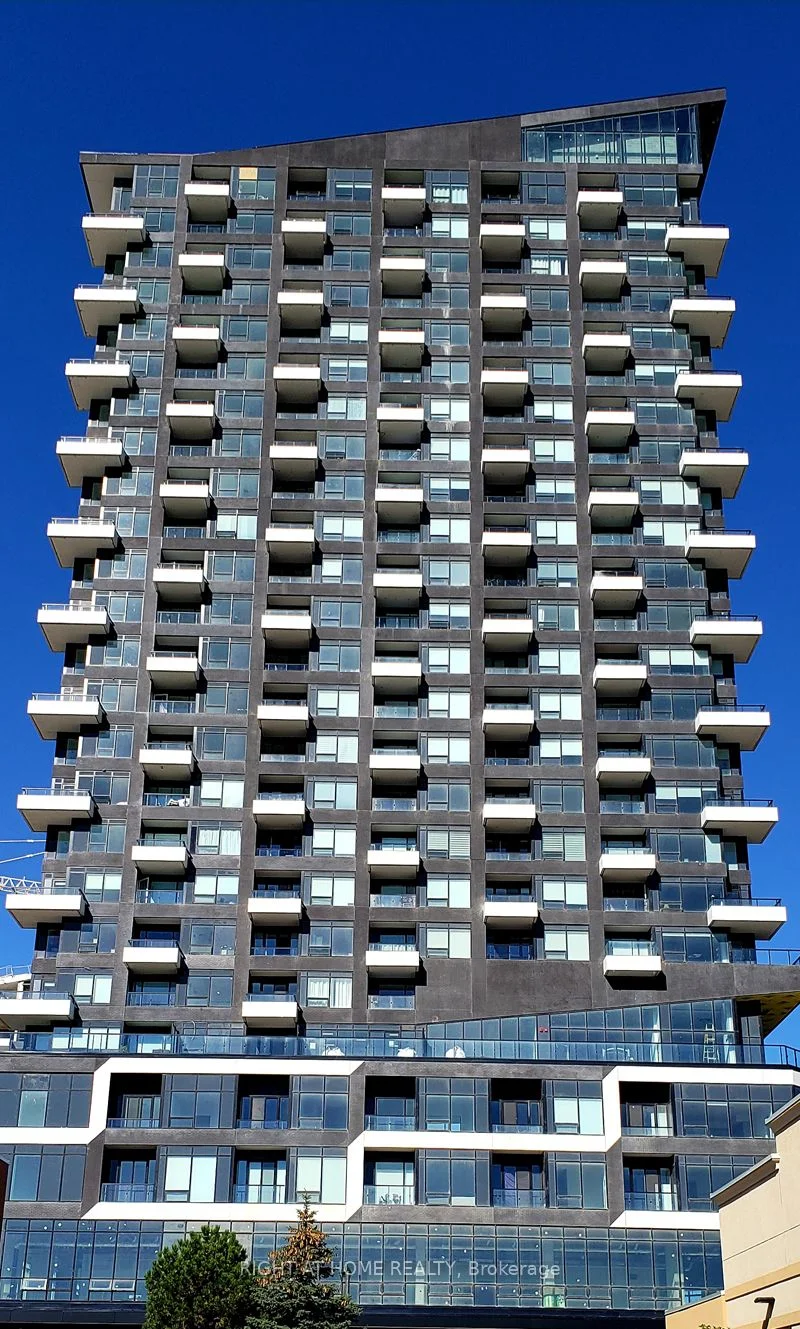 Condo Apartment in Oakville