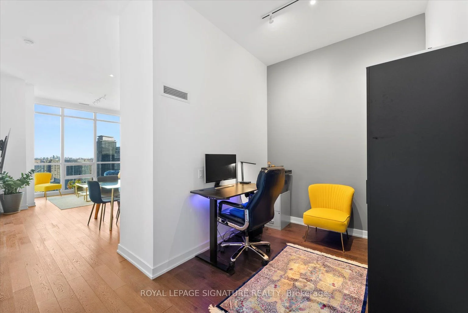 2220 Lake Shore Boulevard W Ph05, Toronto W06, On M8v 0c1