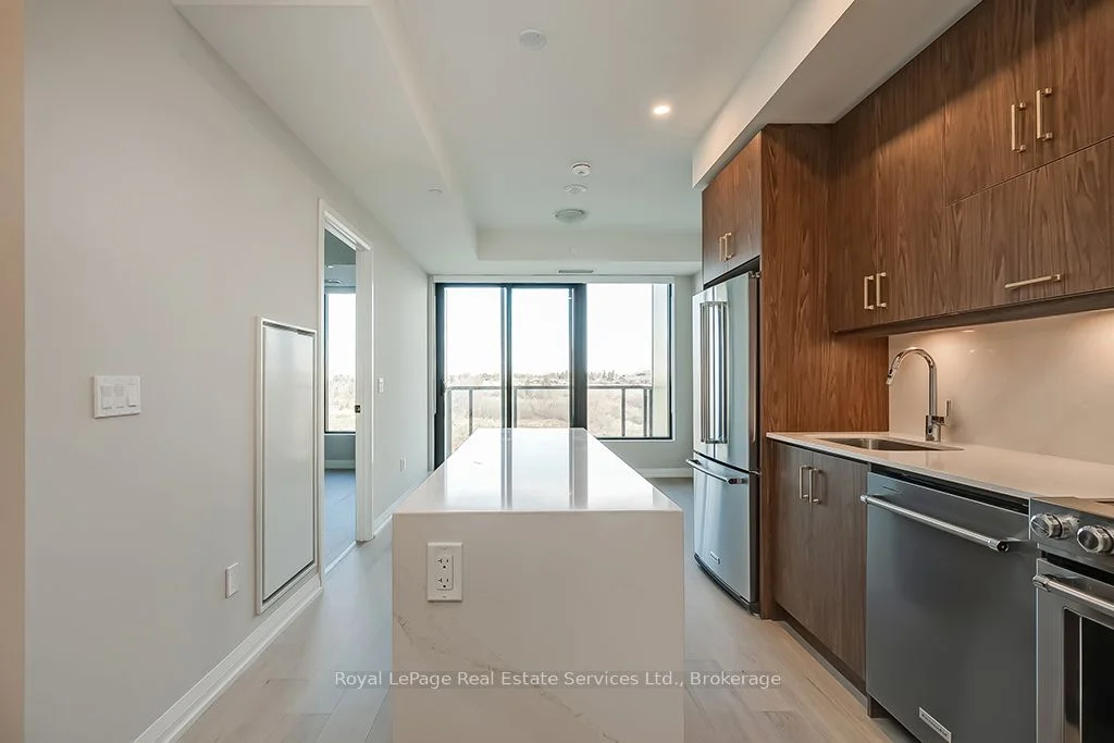 1415 DUNDAS Street E 307, Oakville, ON L6H 7G1