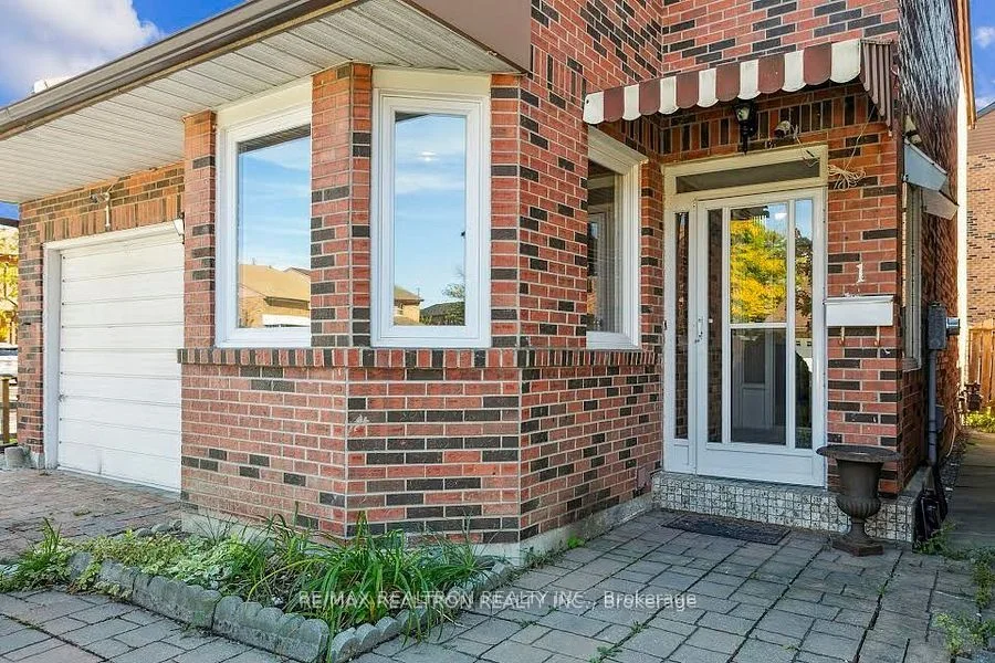 1 Saraband Street, Toronto W10, On M9v 4r1