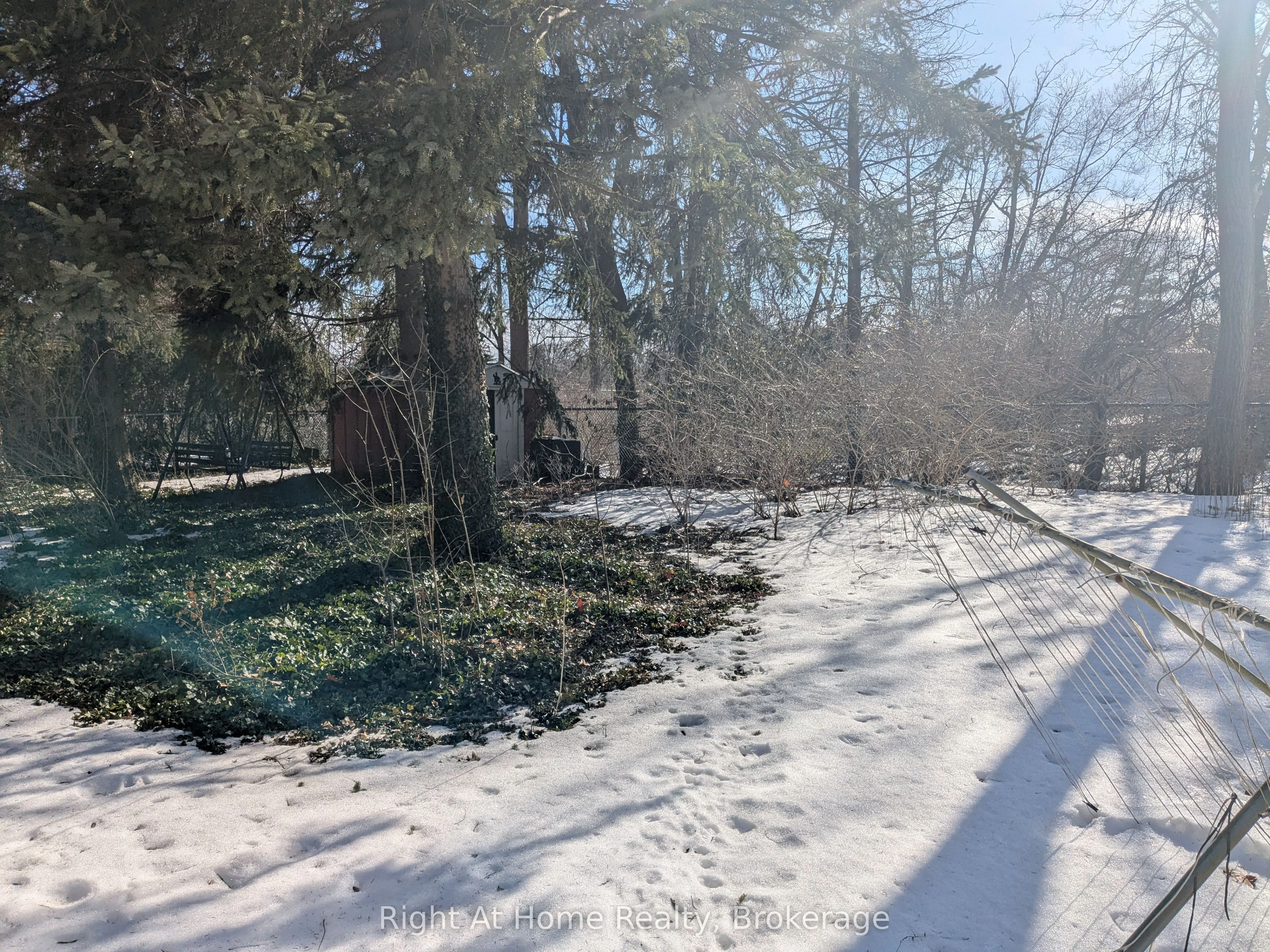 292 Still's Lane, Oakville, ON L6J 5Y5