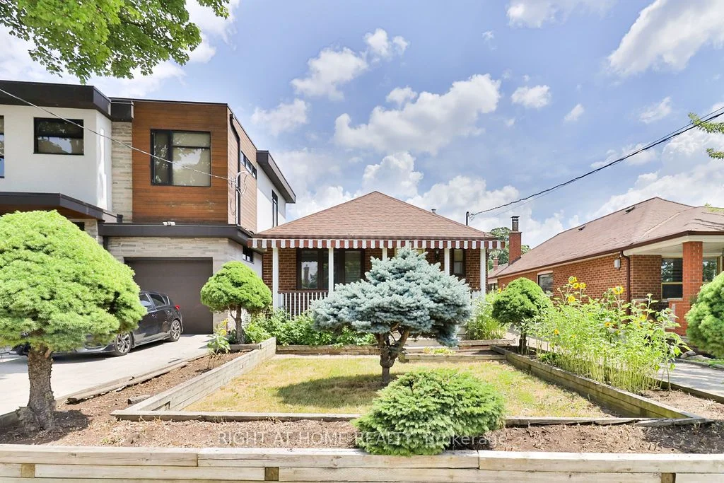 Detached in Toronto