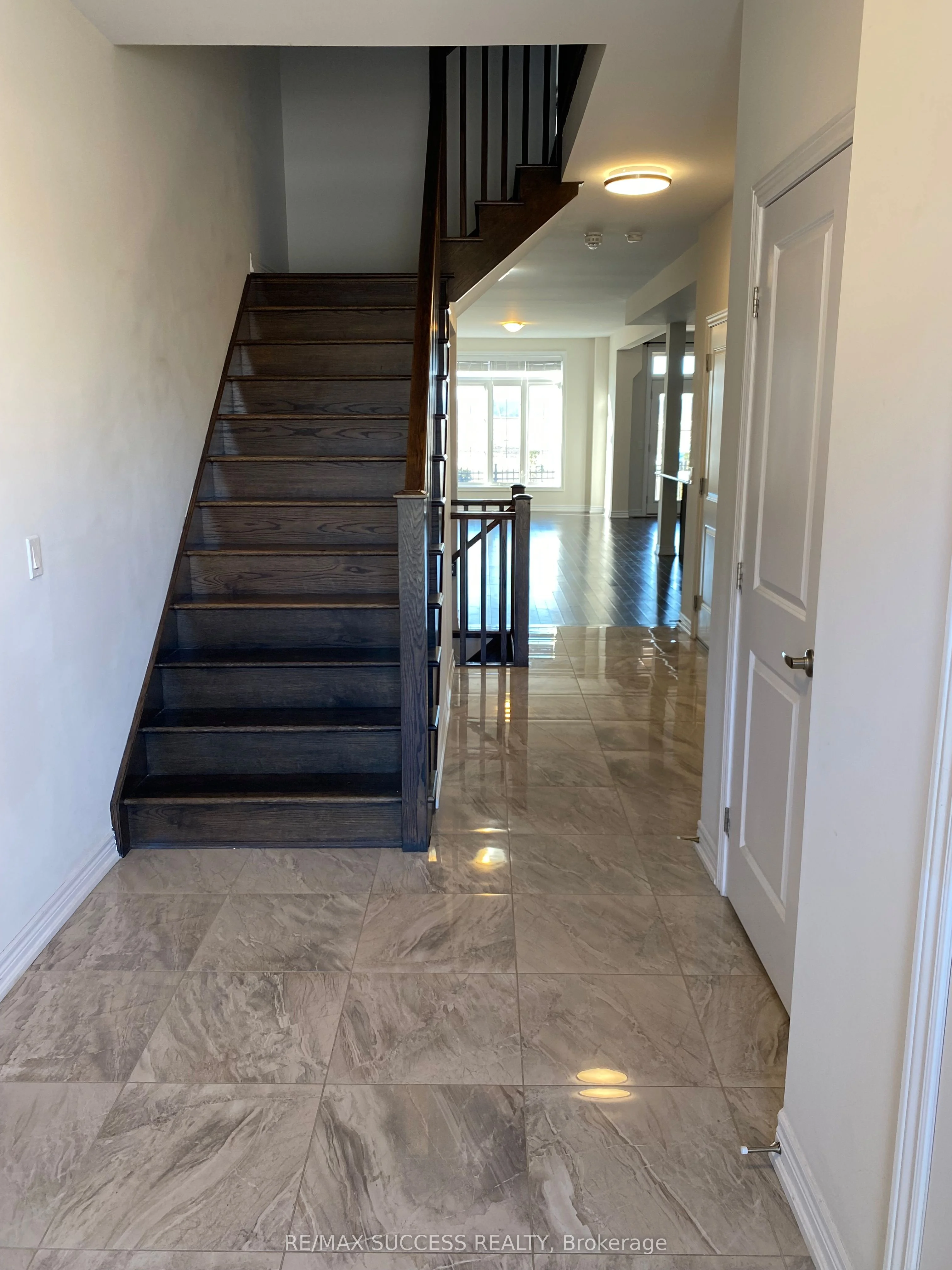 2396 Natasha Circle, Oakville, On L6m 1p2