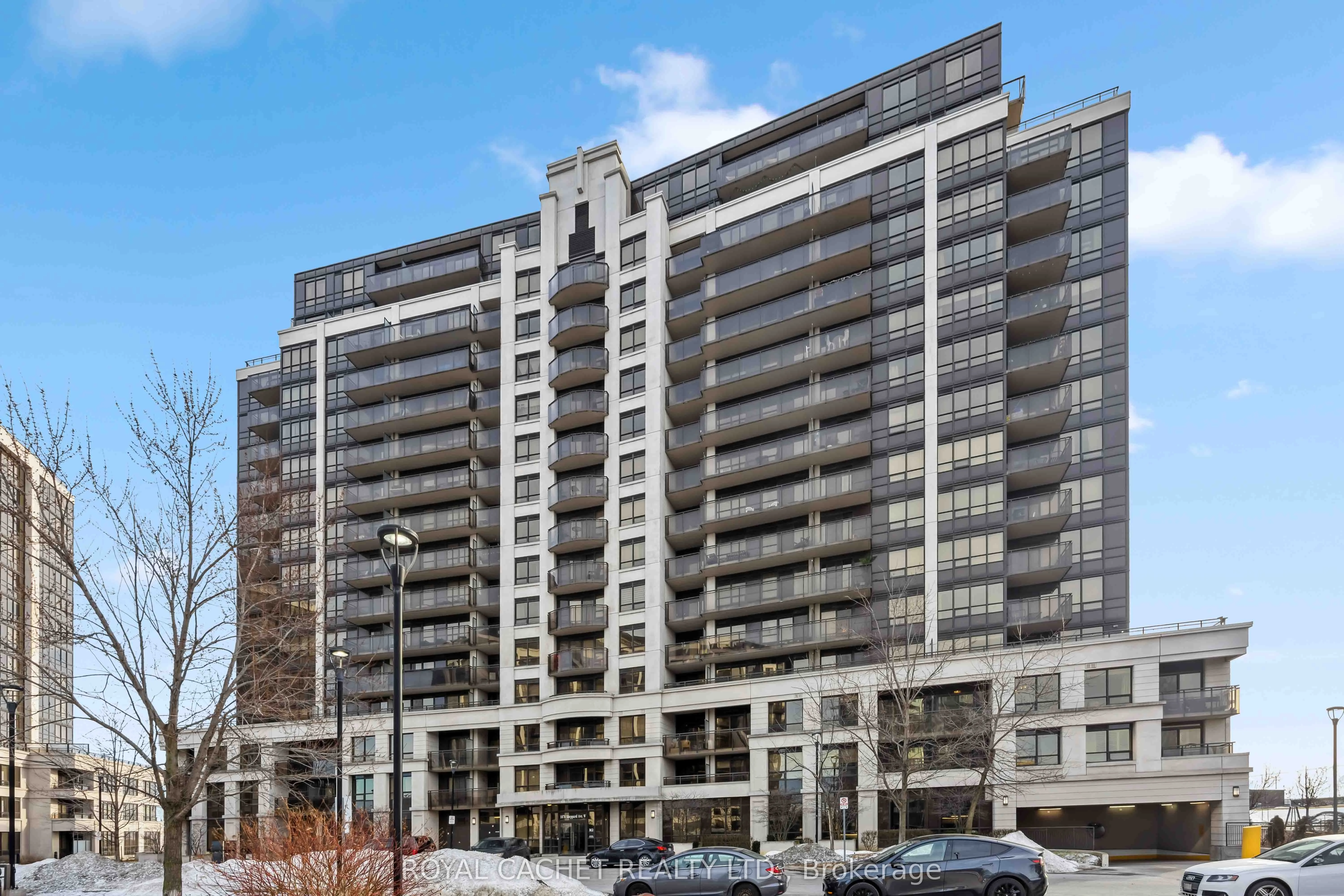 Condo Apartment in Toronto