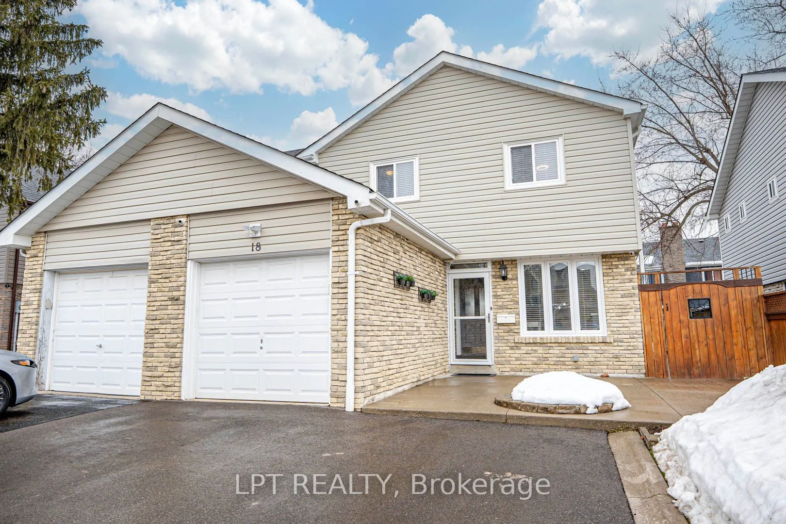 Semi-Detached in Brampton