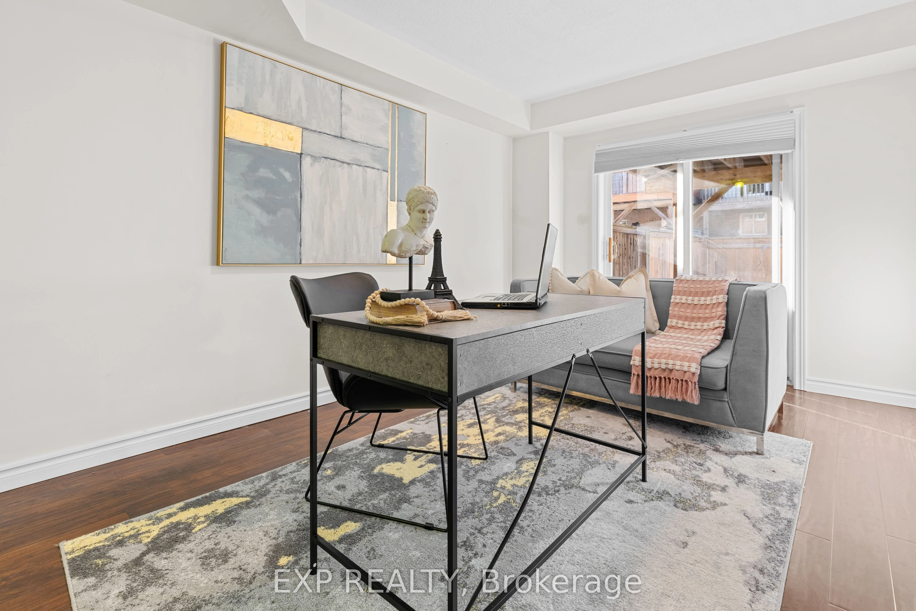 2329 Saddlecreek Crescent, Oakville, ON L6M 5J7