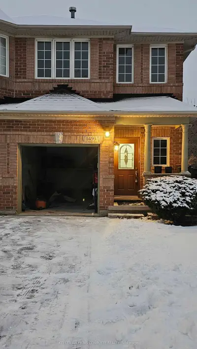 Semi-Detached in Oakville