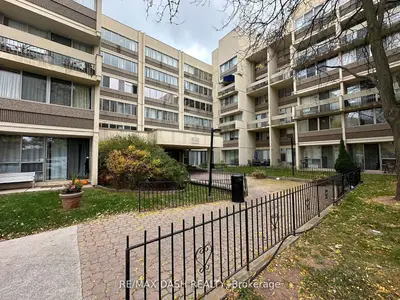 1300 Marlborough Court 306, Oakville, On L6h 2s2