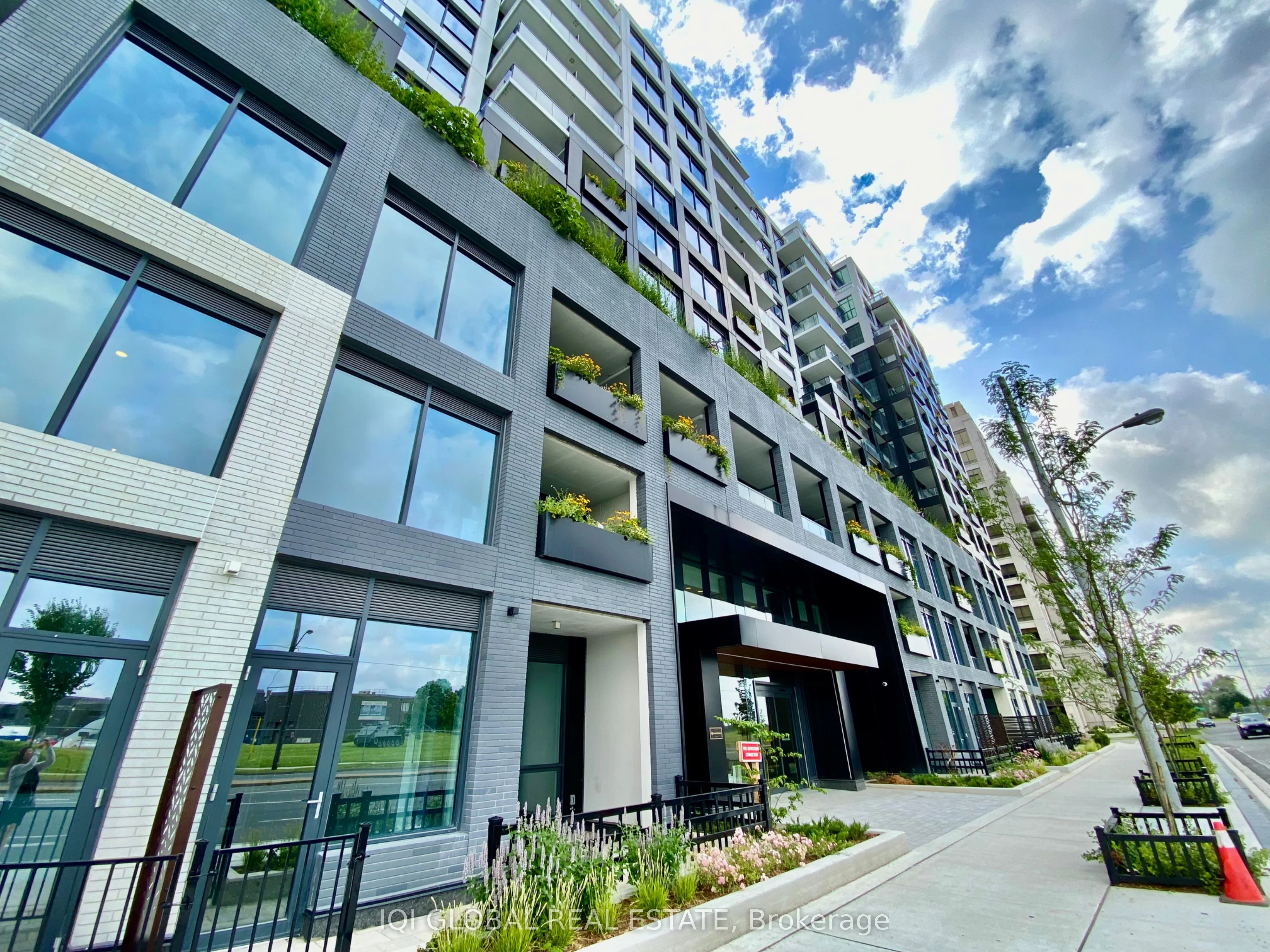 1100 Sheppard Avenue W 322, Toronto W05, On M1p 0a9