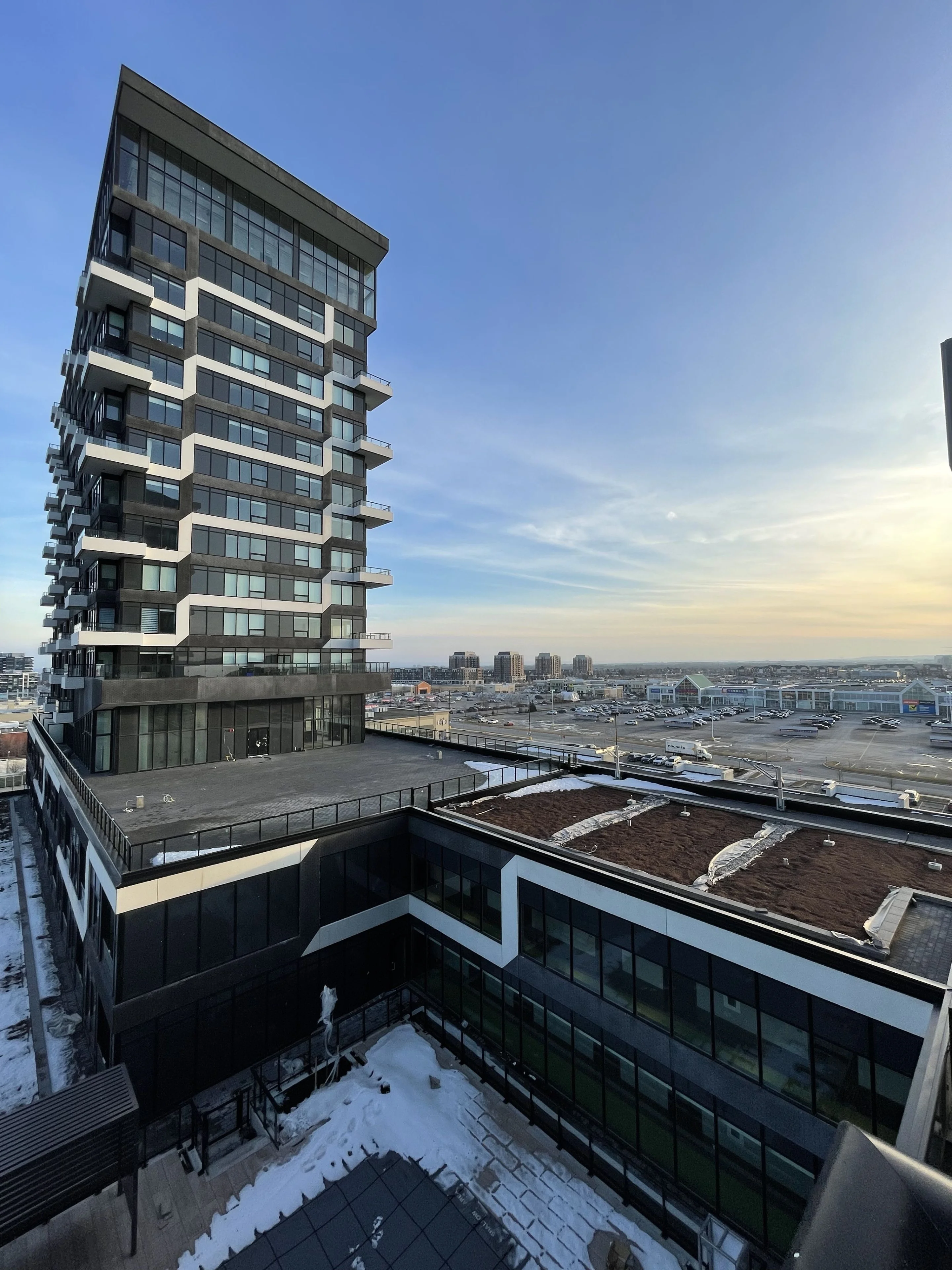 2489 Taunton Road 711, Oakville, On L6h 3r9