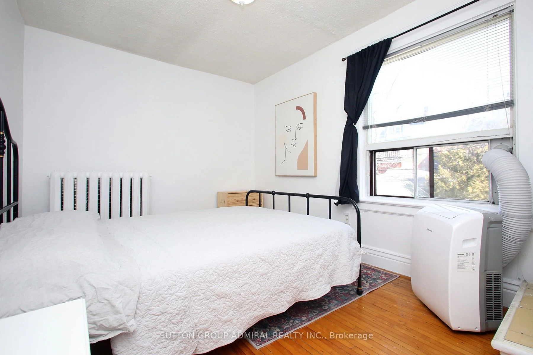 1537 Dufferin Street 2, Toronto W03, ON M6H 3L5