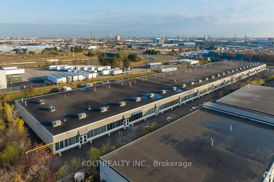 1040 Martin Grove Road 12, Toronto W10, ON M9W 4W4