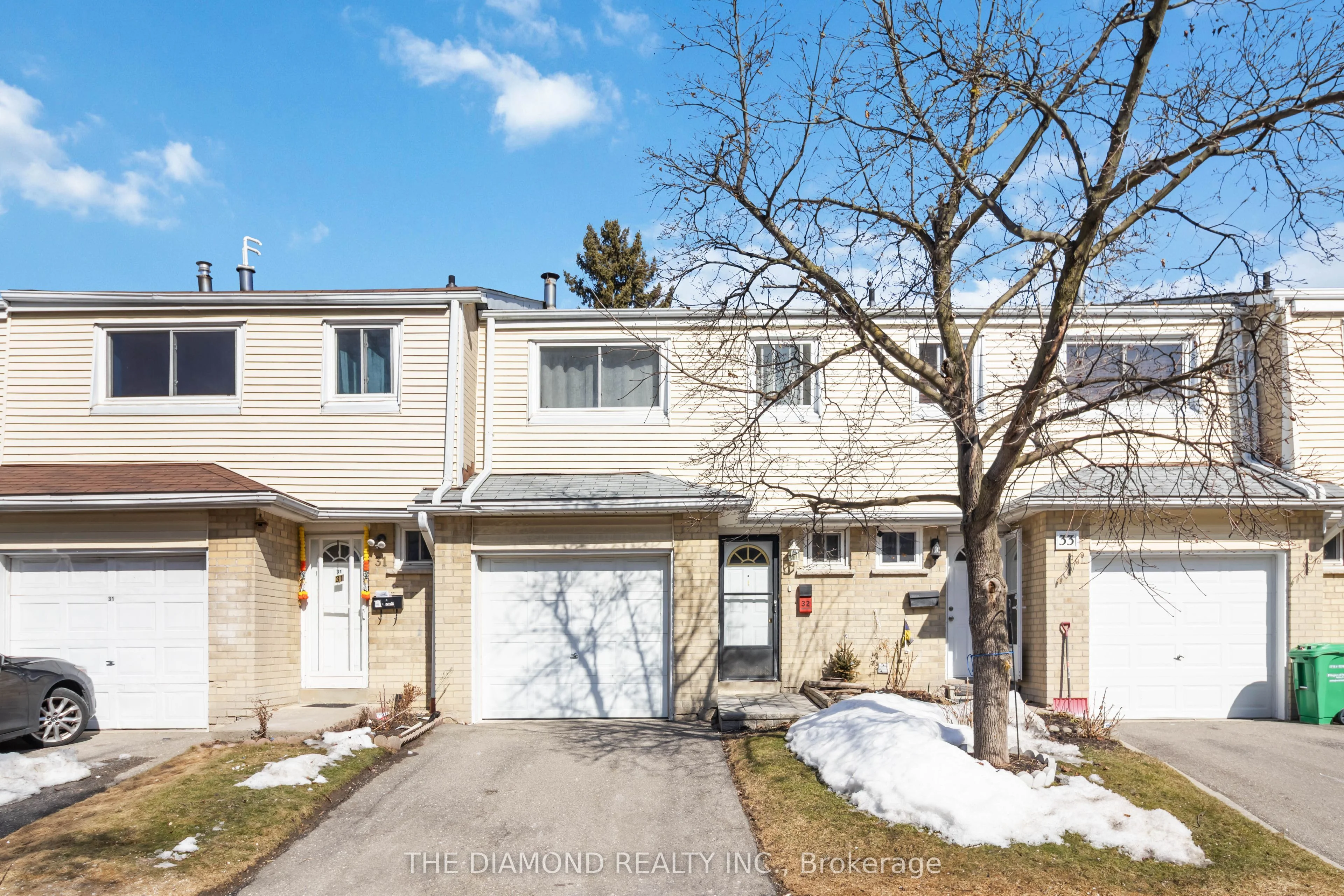Condo Townhouse in Mississauga