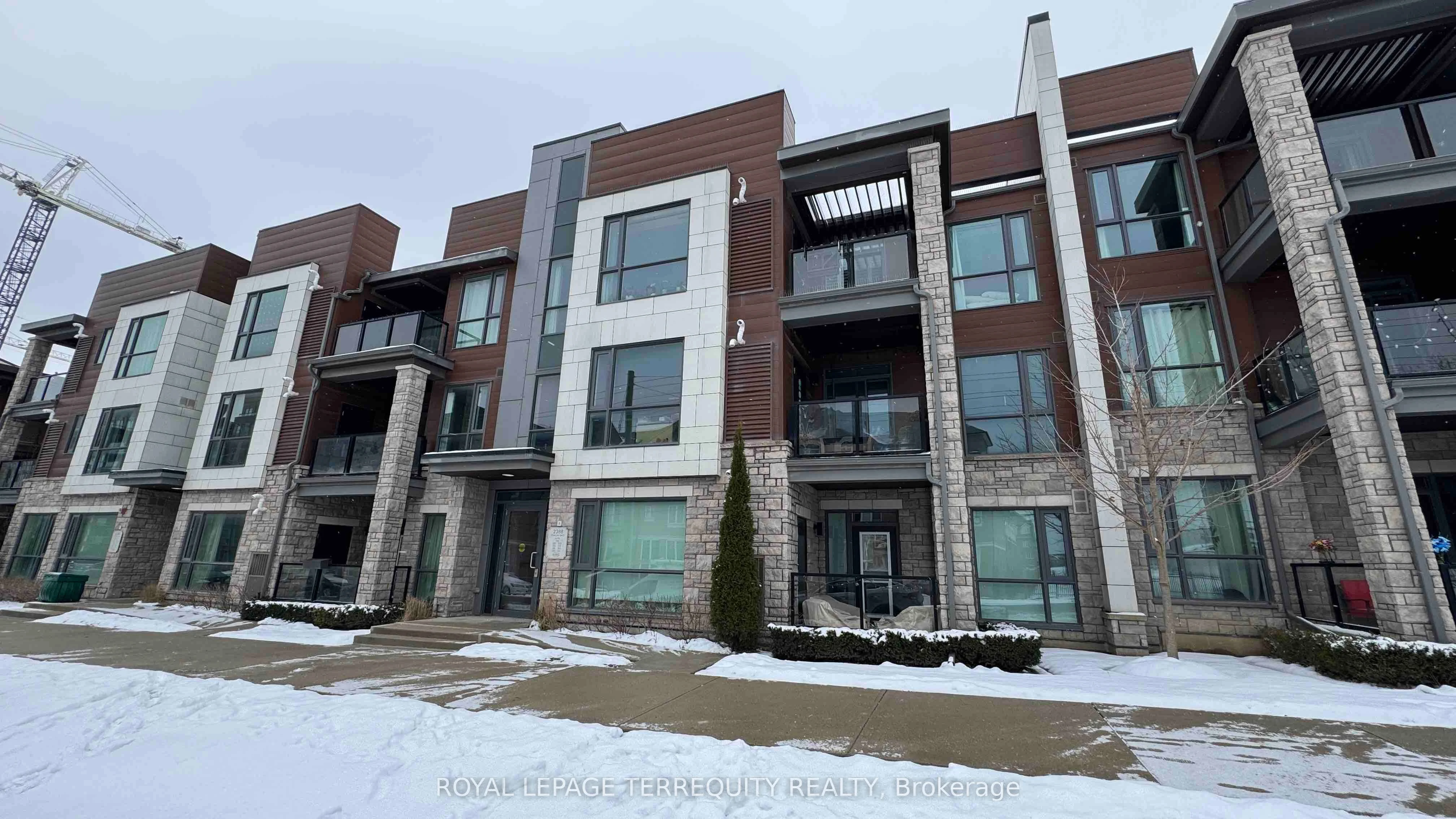 2388 Khalsa Gate 202, Oakville, On L6m 1p5
