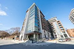 25 Neighbourhood Lane 713, Toronto W07, On M8y 0c4
