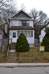 11 Rochdale Avenue, Toronto W03, ON M6E 1W9