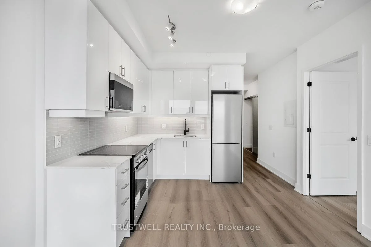 2333 Khalsa Gate 704, Oakville, ON L6M 0X7