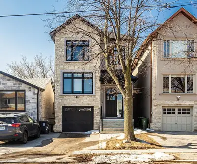 76 Twenty Ninth Street, Toronto W06, On M8w 3b2