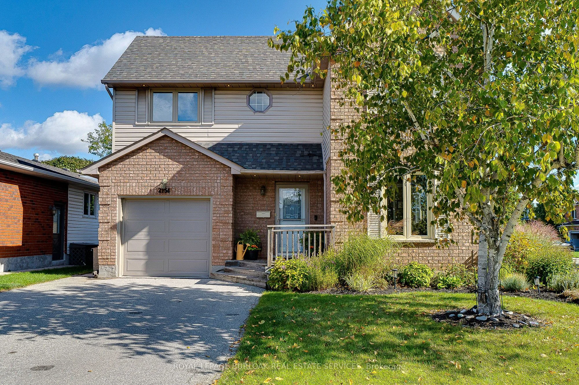 Detached in Burlington