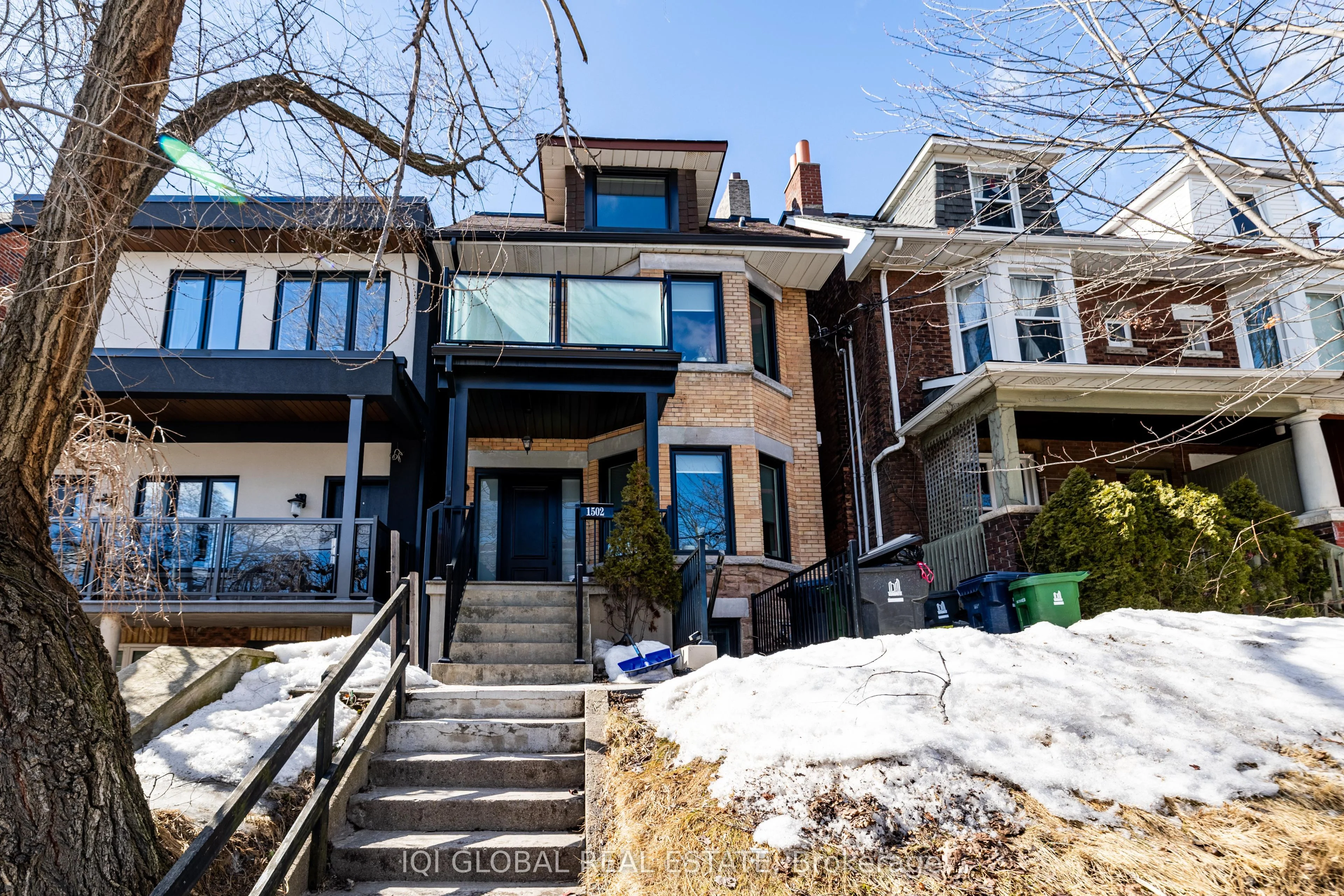 1502 Dufferin Street Basement, Toronto W03, On M6h 3l4