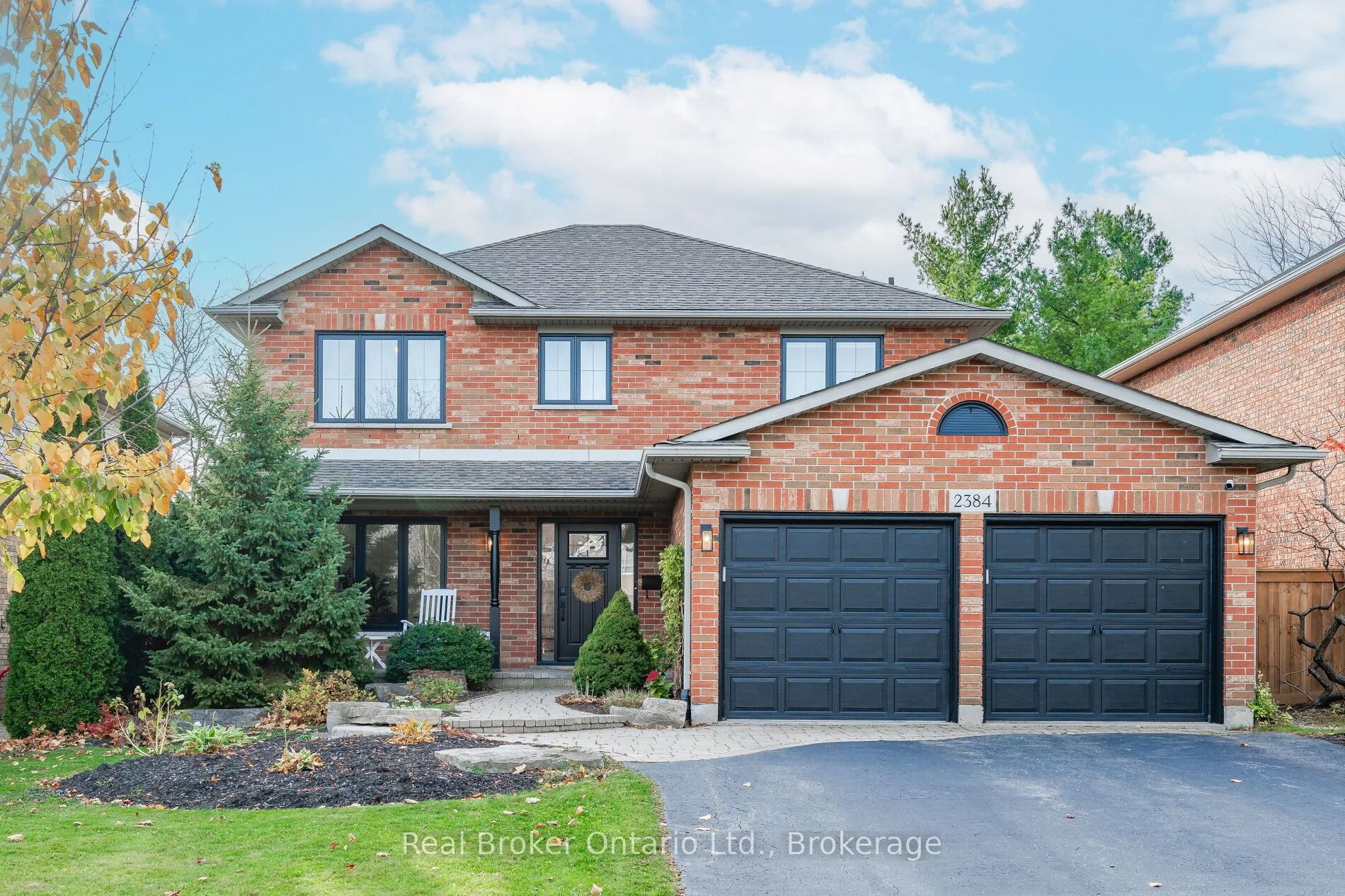 Detached in Burlington