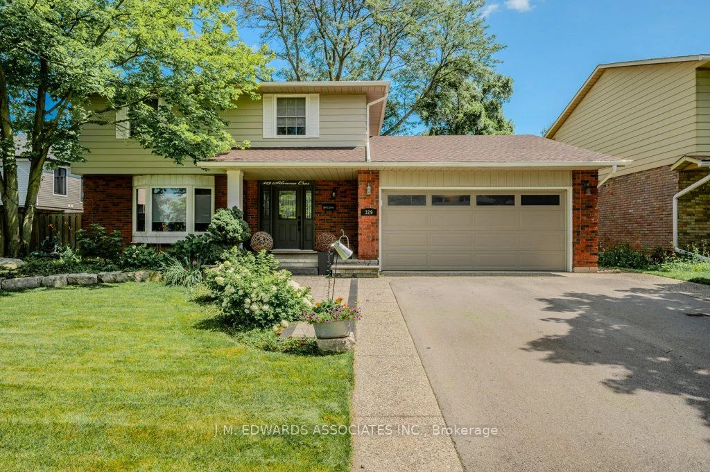 Detached in Burlington