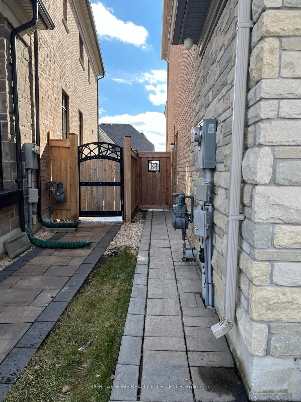 Detached in Brampton