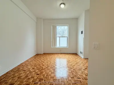 1401 Dupont Street 114, Toronto W02, On M6h 4j7