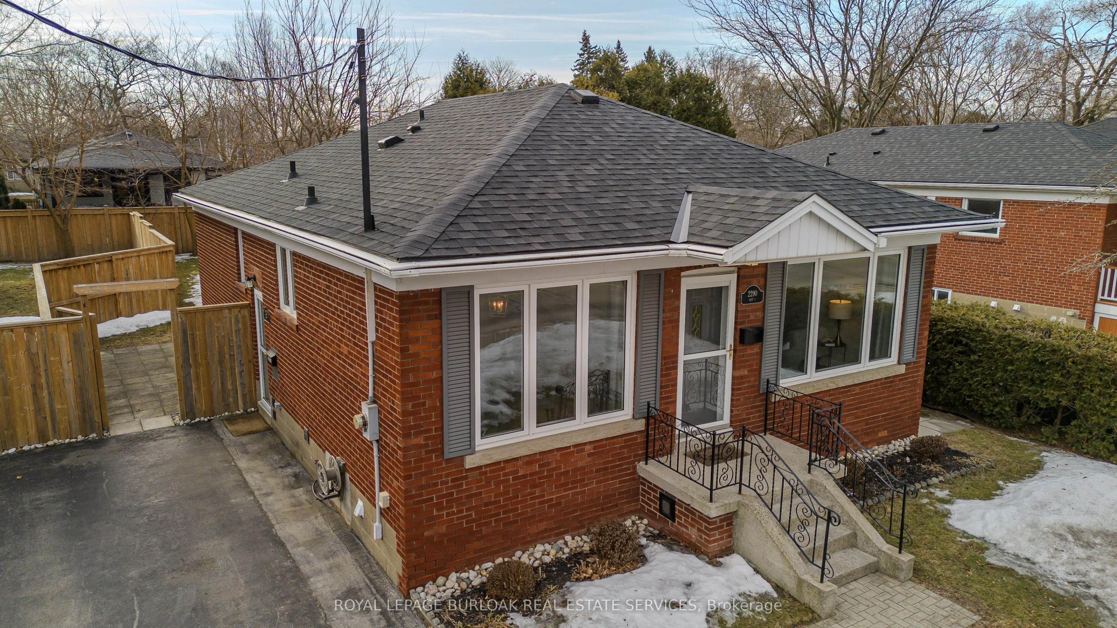 Detached in Burlington