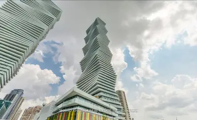 3883 Quartz Road 4107, Mississauga, On L5b 0m4
