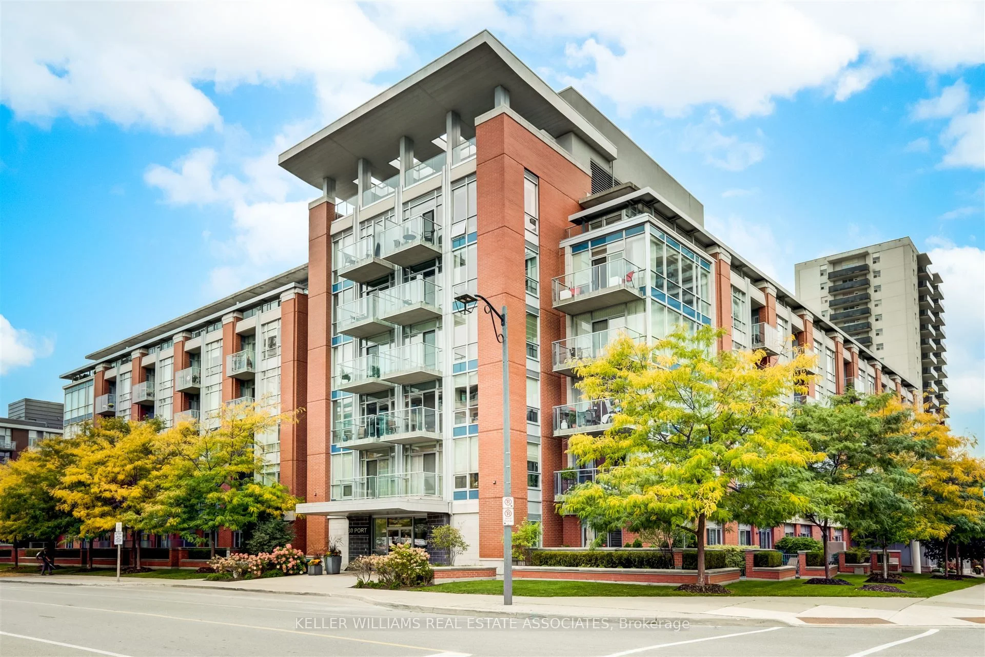 Condo Apartment in Mississauga