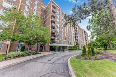 2835 Islington Avenue W 503, Toronto W05, On M9l 2k2