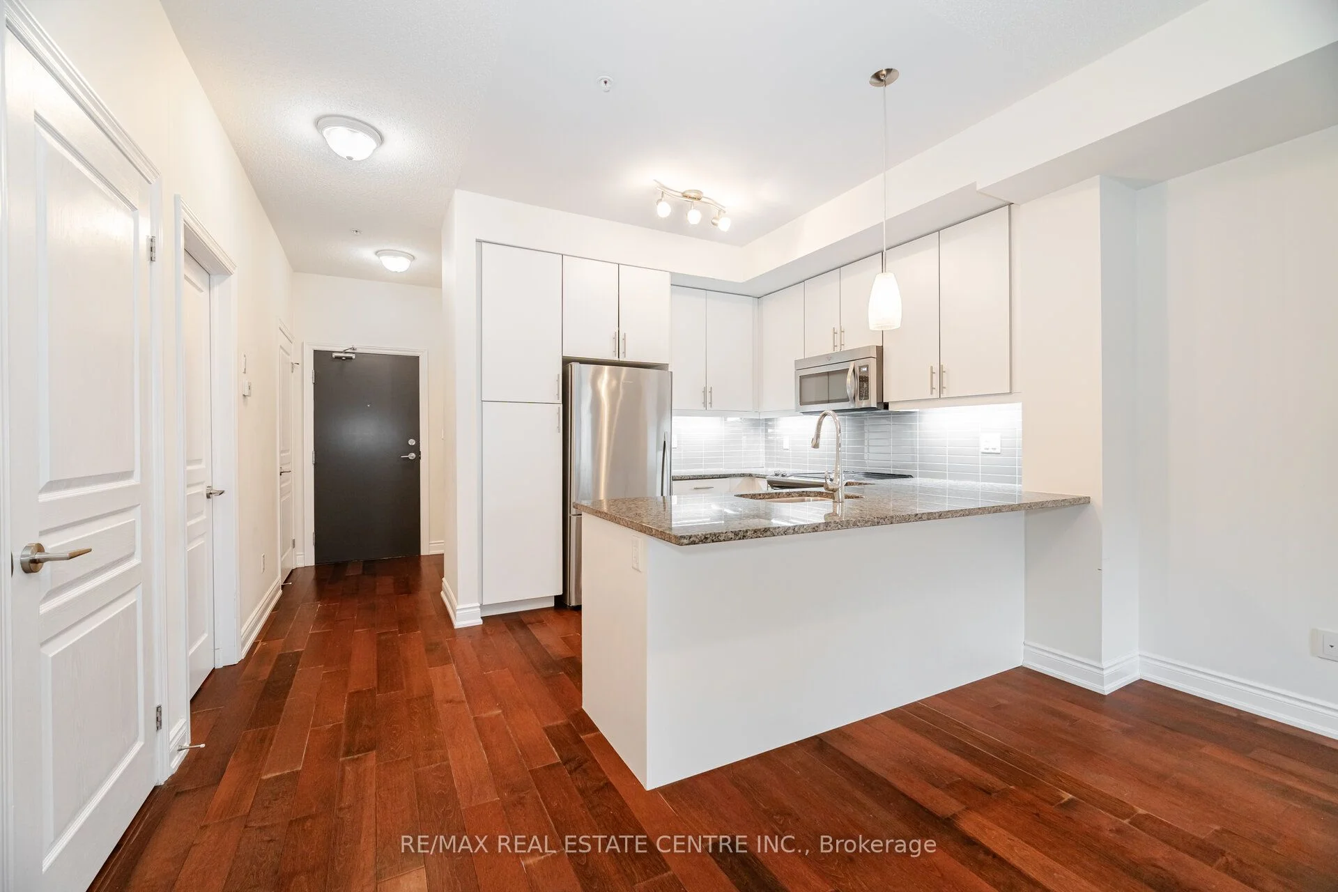 Condo Apartment in Mississauga
