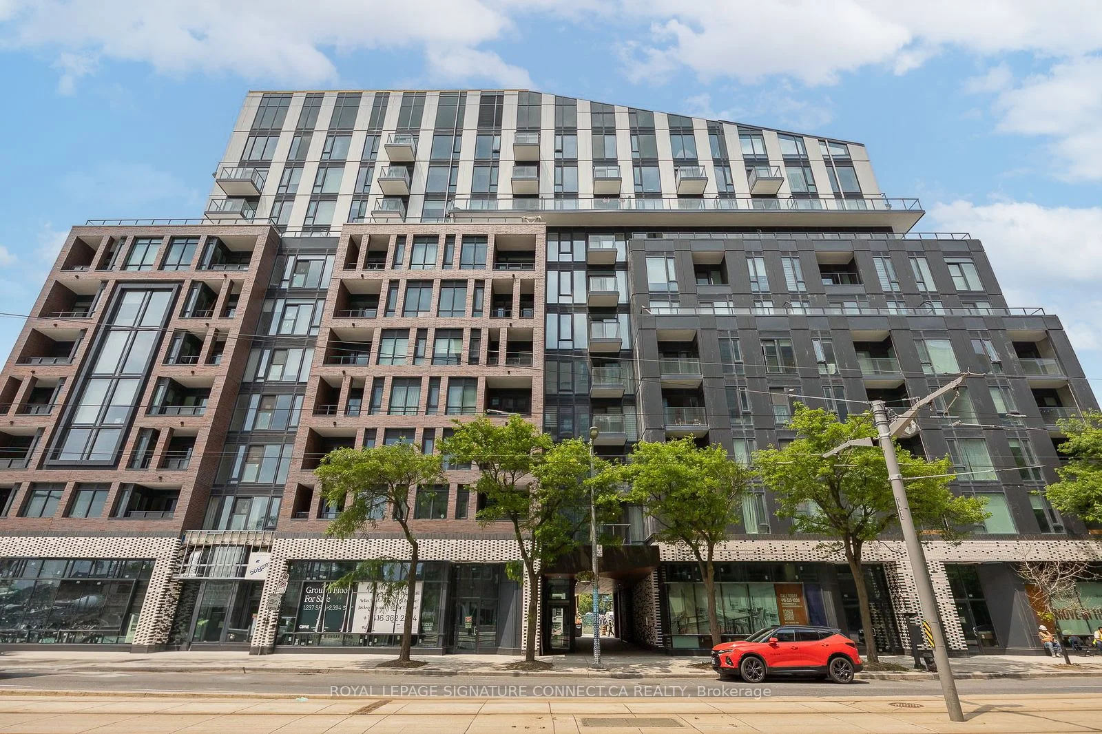 1808 St Clair Avenue W 506, Toronto W03, On M6n 0c1