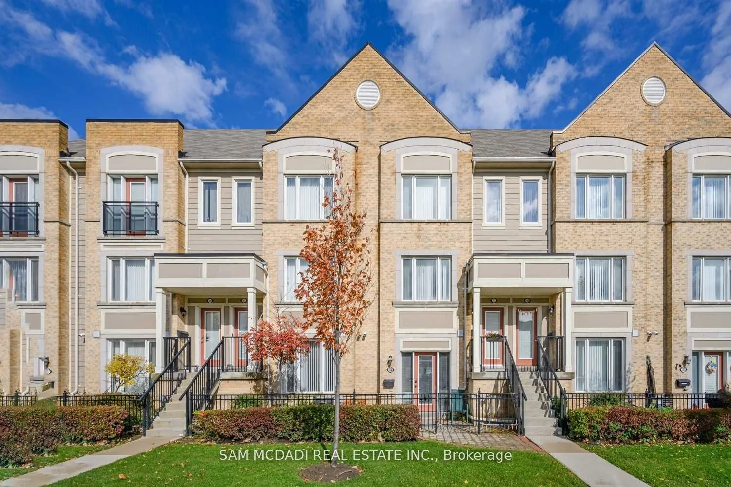 Condo Townhouse in Brampton