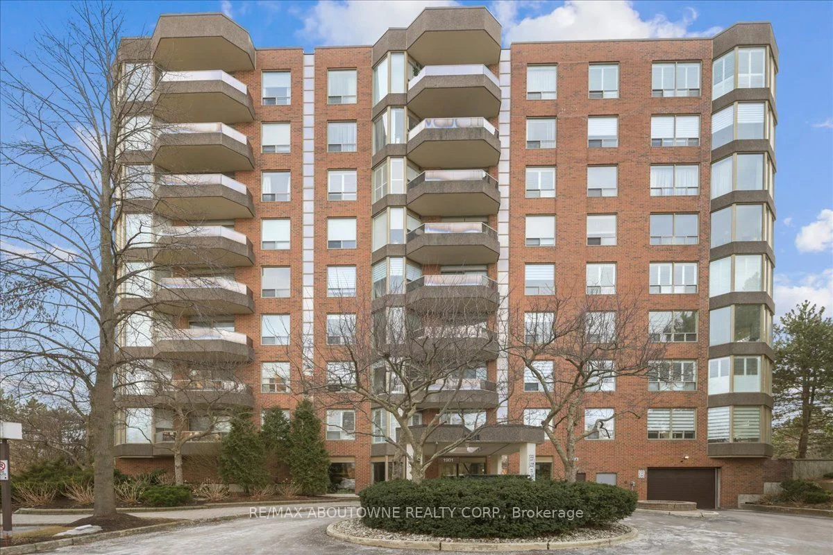 1901 Pilgrims Way 703, Oakville, On L6m 2w9