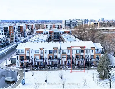 Condo Townhouse in Toronto