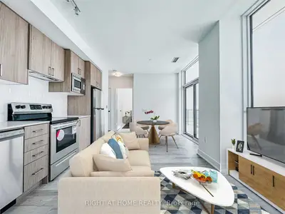 Condo Apartment in Toronto