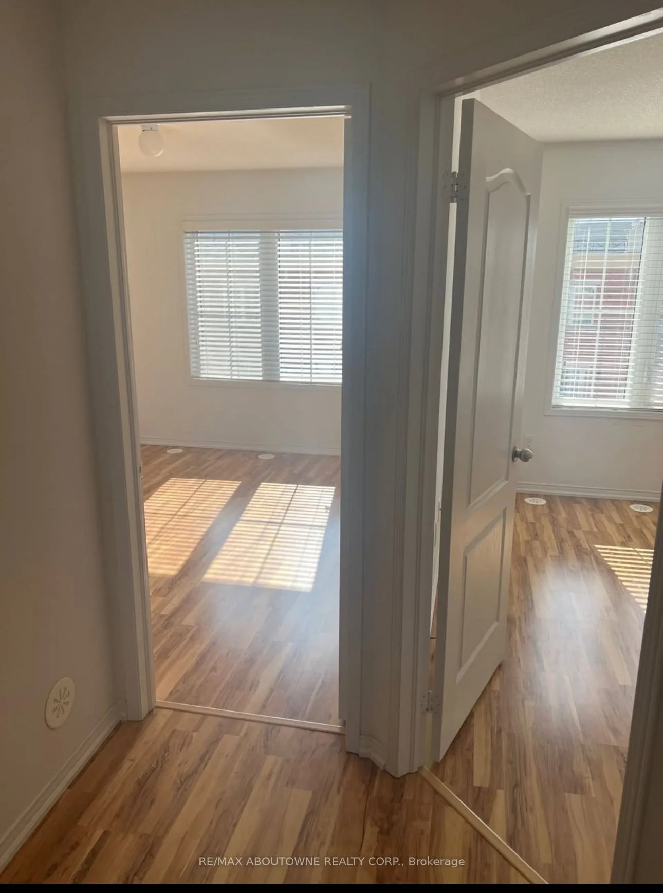2488 Post Road 9, Oakville, ON L6H 0K1