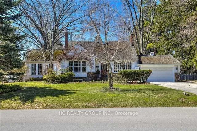 Detached in Oakville