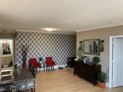 5233 Dundas Street W 2320, Toronto W08, On M9b 6m1