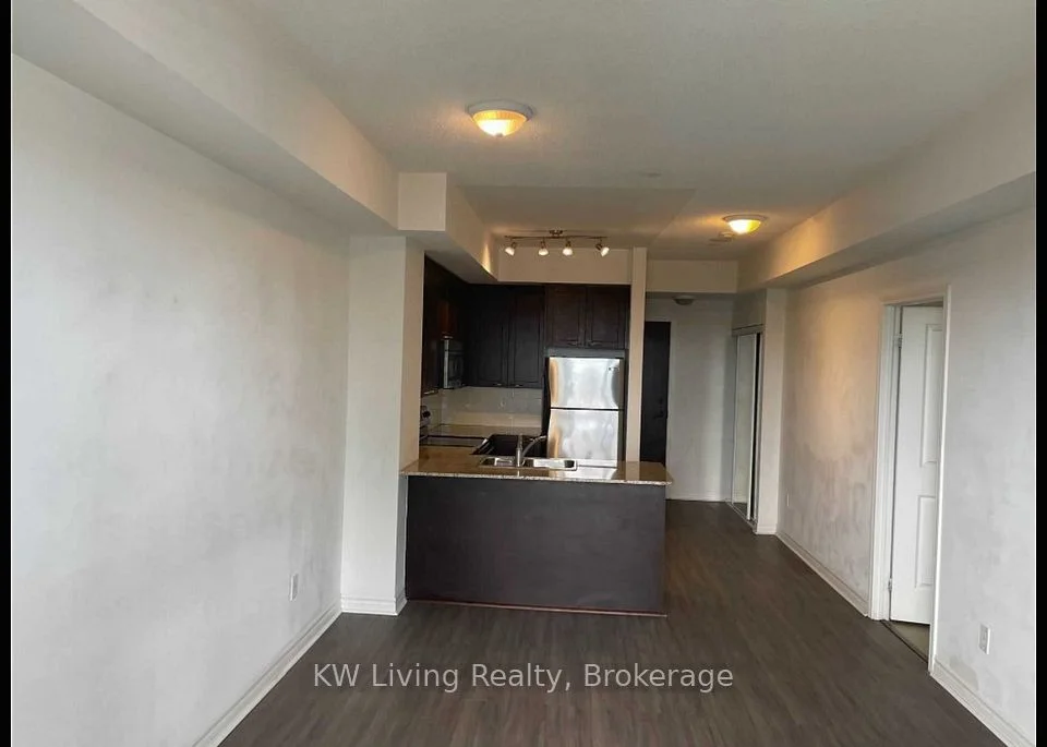 385 Prince Of Wales Drive 2403, Mississauga, ON L5B 0C6
